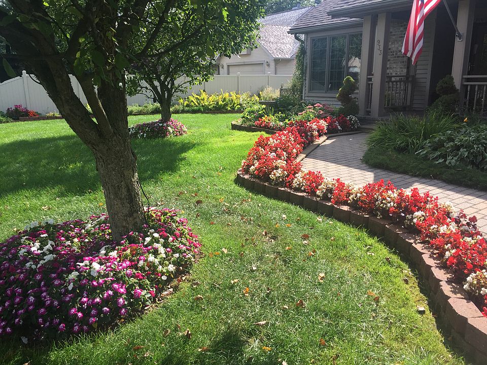 1st image of 933 Wickford Dr