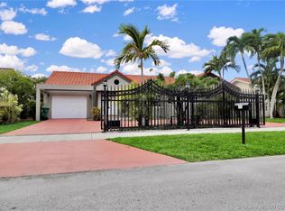 40 SW 136th Ave, Miami, FL 33184