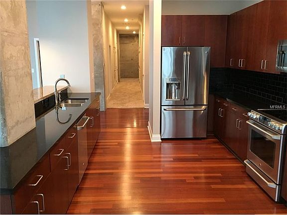 4th image of 155 S Court Ave Unit 2907