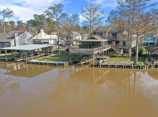 20305 Patricia Dr, Springfield, LA 70462