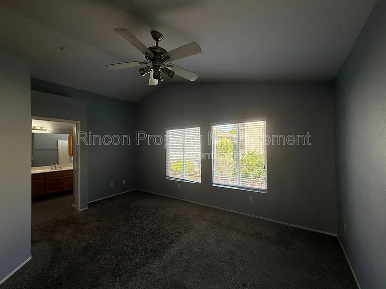 4729 Ellington St — Photo 7