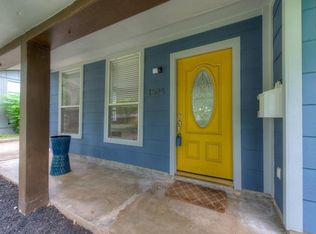 1604 Corona Dr, Austin, TX 78723