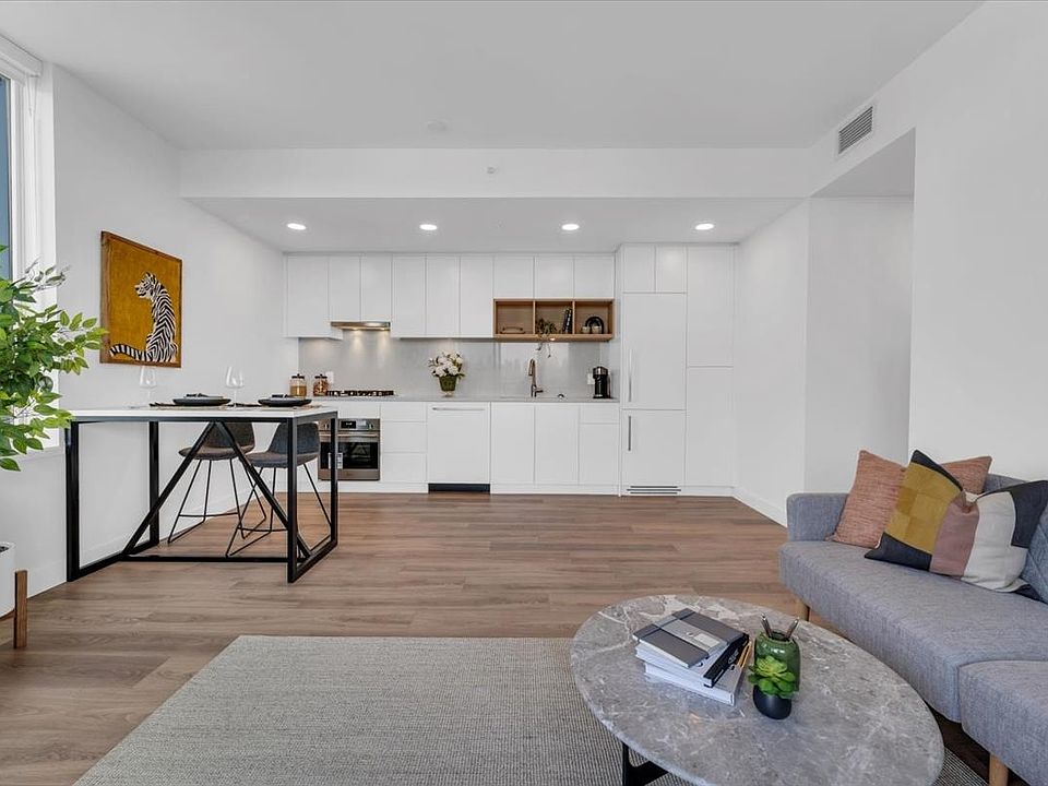 1st image of 1405-4433 Alaska St #1405
