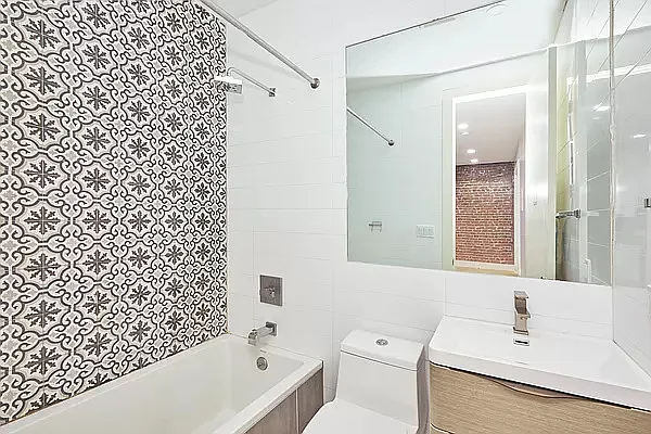 Rented by Green Leaf Management, LLC | media 26