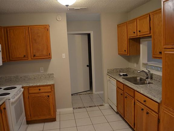 2nd image of 1111 Glen Creek Dr