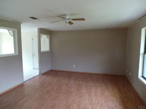 2nd image of 9836 Ginko Dr
