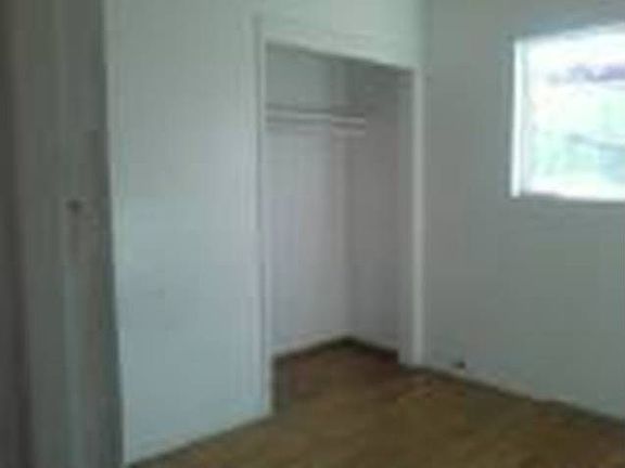 2nd image of 1590 Glidden Ave