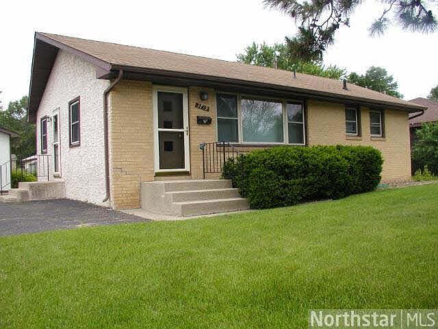 1st image of 3719 Woodbine Lane N