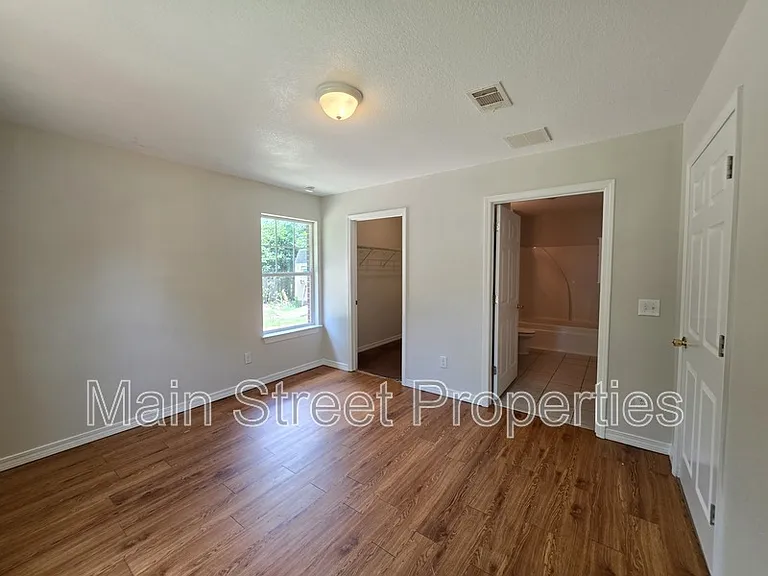 8510 Pond Ave — Photo 7