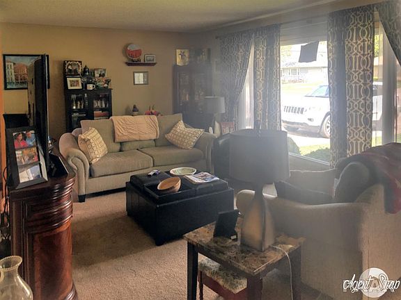 2nd image of 518 Columbus Ave