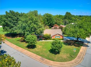 501 Partridge Ln, Edmond, OK 73034