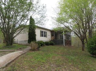 228 Bluejay Ln, Marble, NC 28905