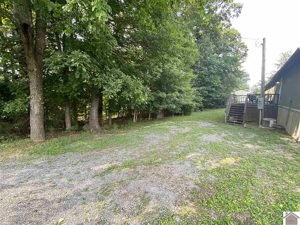 2nd image of 448 Valley Dr