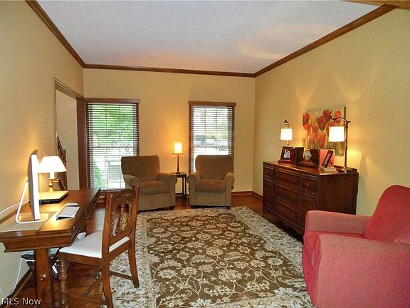4th image of 20890 Westminster Dr