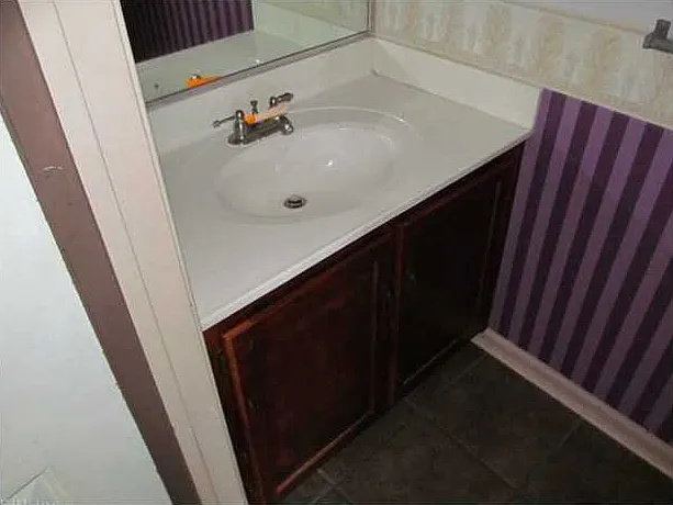 3 bed, 2.5 bath, 1582 sqft, $2,000 — Photo 3