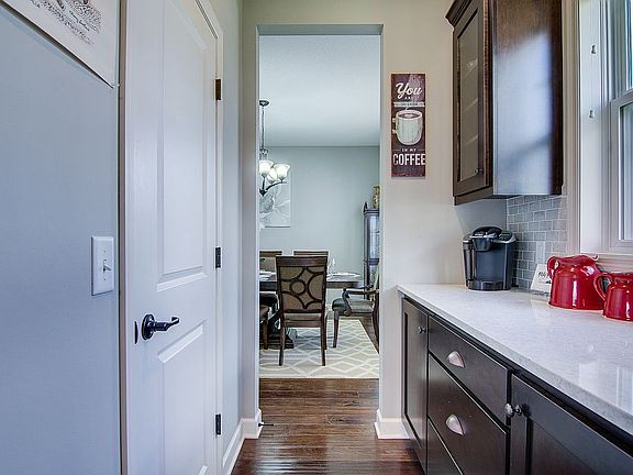 4th image of 4548 Bailey Lake Dr