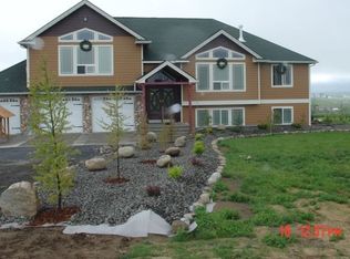 24 E Paradise Rd, Spangle, WA 99031