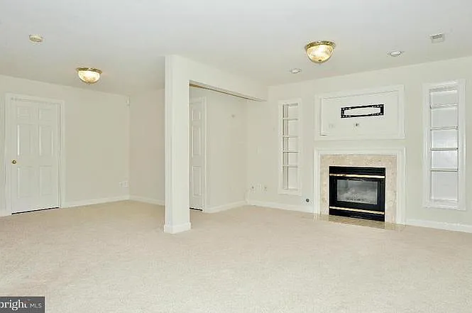 6759 Royal Thomas Way — Photo 8