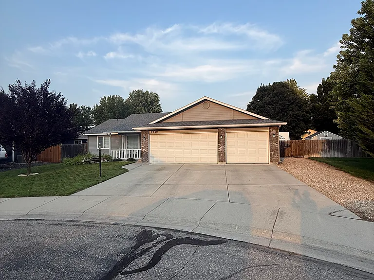 2650 N Chancery Way — Photo 1