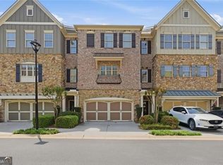 965 Thibideau Ct, Sandy Springs, GA
