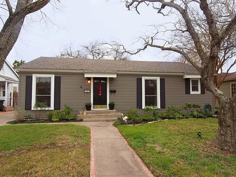 1st image of 305 S Morningside Dr