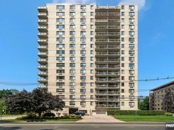 307 Prospect Ave APT 10G, Hackensack, NJ 07601