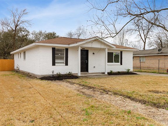 3rd image of 2622 Schilder Dr