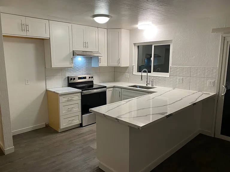 762 El Cerrito Way #B — Photo 2