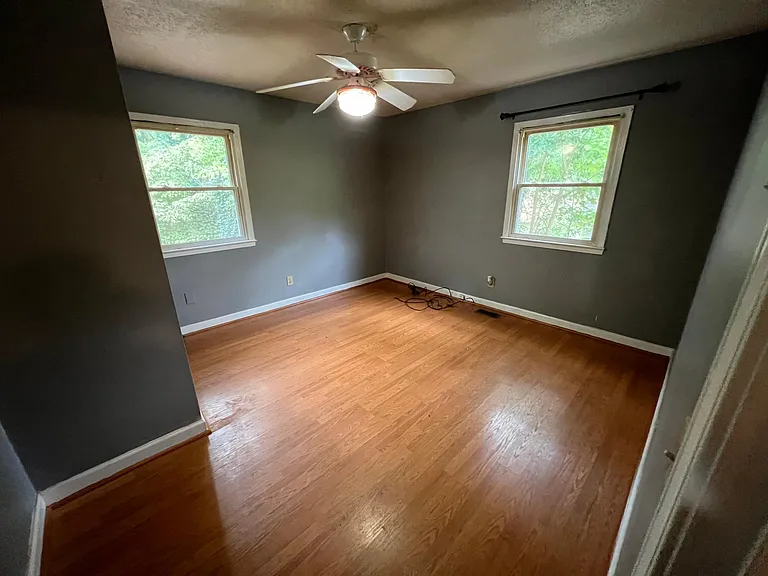 813 Plentywood Ct — Photo 24