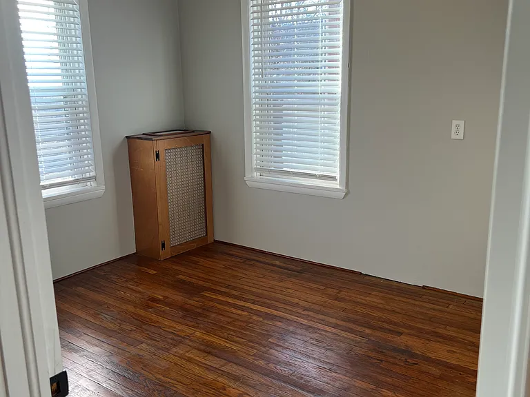 311 Rider Ave — Photo 31