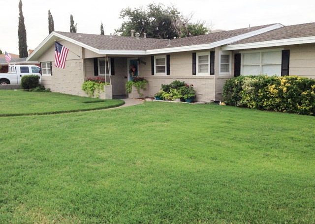 1st image of 1500 E 18th St