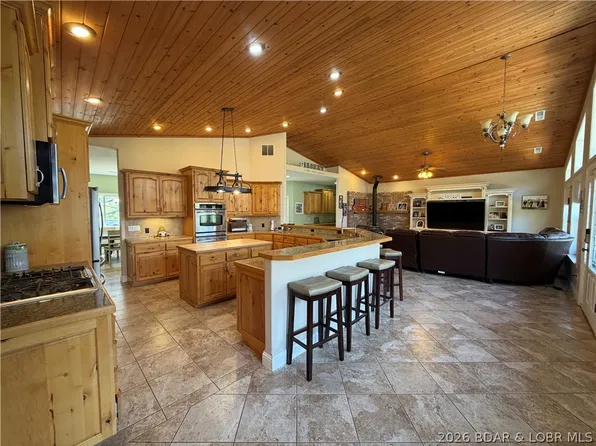 184 State Park Rd, Brumley, MO 65017