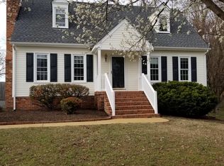 7098 Foxlair Dr, Mechanicsville, VA 23111