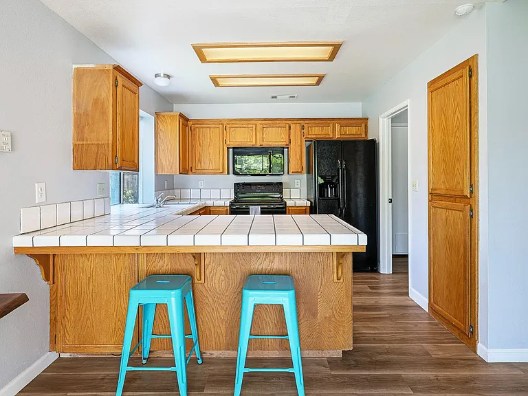 8735 N Cedar Ave #109 — Photo 11