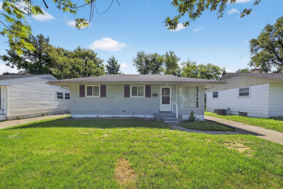 Building Photo - 10772 Spring Garden Dr