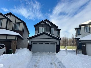3604 214th St NW, Edmonton, AB