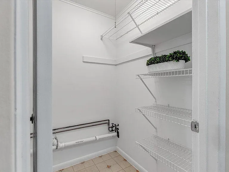 5915 Tamar Dr #12 — Photo 22