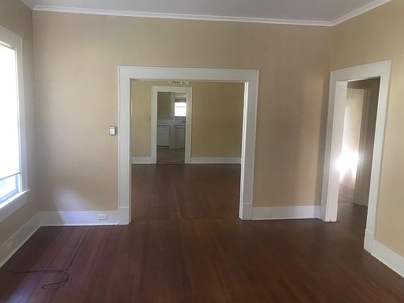 2nd image of 2509 Pinehurst Blvd