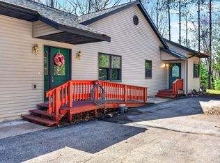 16503 Thelen Rd, Mountain, WI 54149