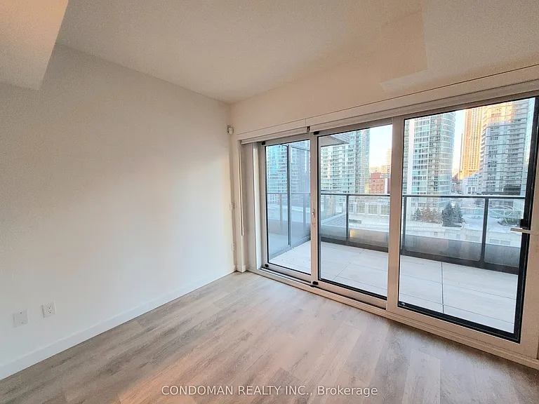 1 Concord Cityplace Way #703 — Photo 11