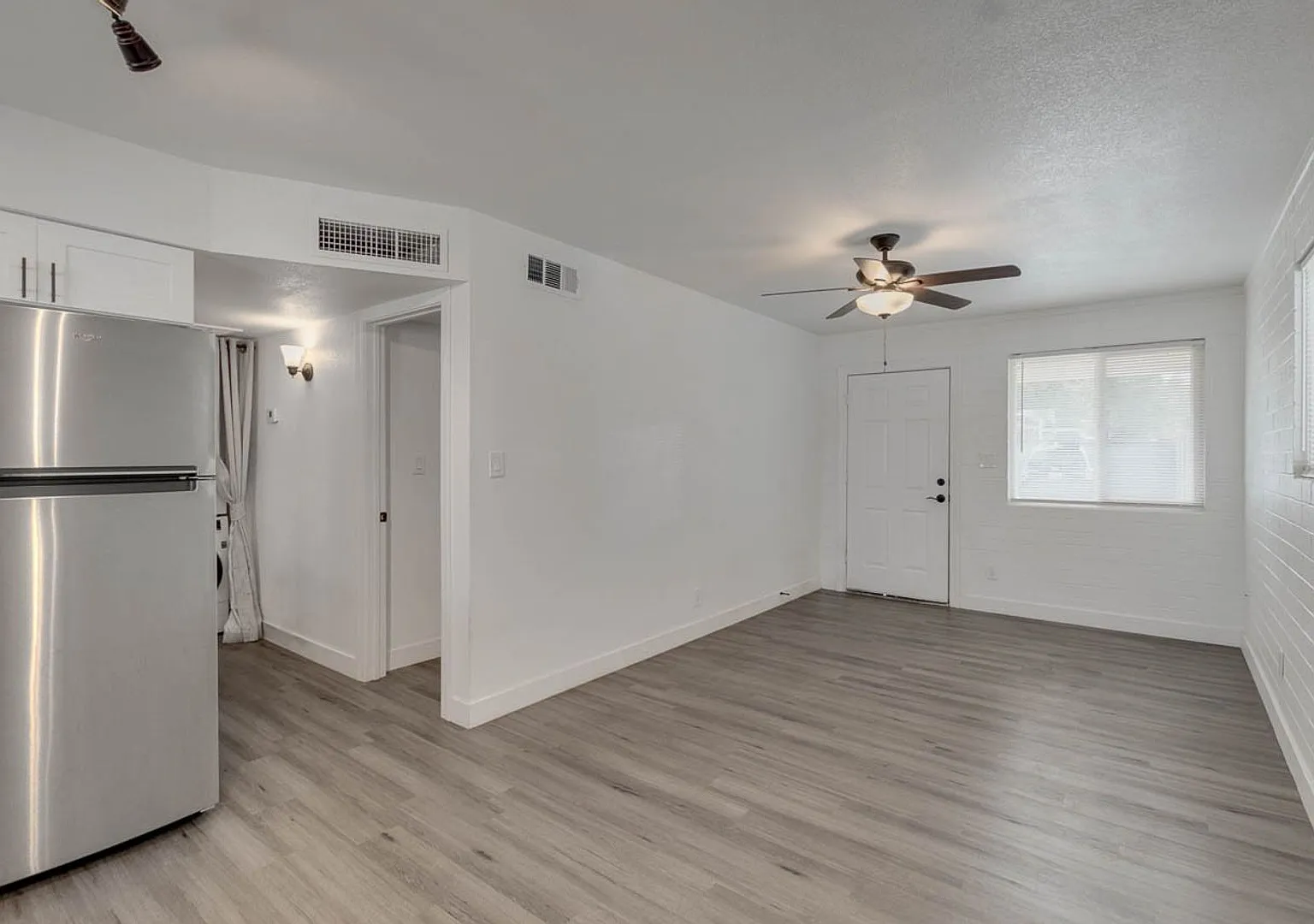 4218 North 17th Street — Photo 2