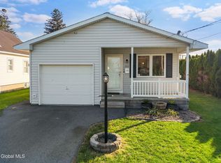 1100 Laura Street, Schenectady, NY 12306