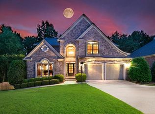 3625 Highcroft Cir, Norcross, GA 30092