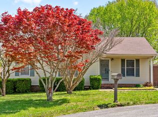 521 Gray Fox Ct, Hopkinsville, KY 42240