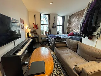 Rented by Evergreen Realty & Investments