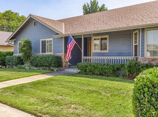 1083 Ironwood Dr, Grants Pass, OR 97526