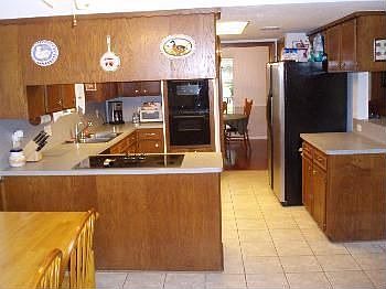 2nd image of 8102 Dorrcrest Ln