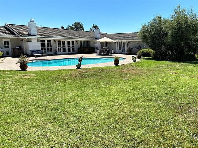 1st image of 1821 Ramona Dr