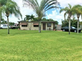 5618 Honeysuckle Dr, West Palm Beach, FL 33415