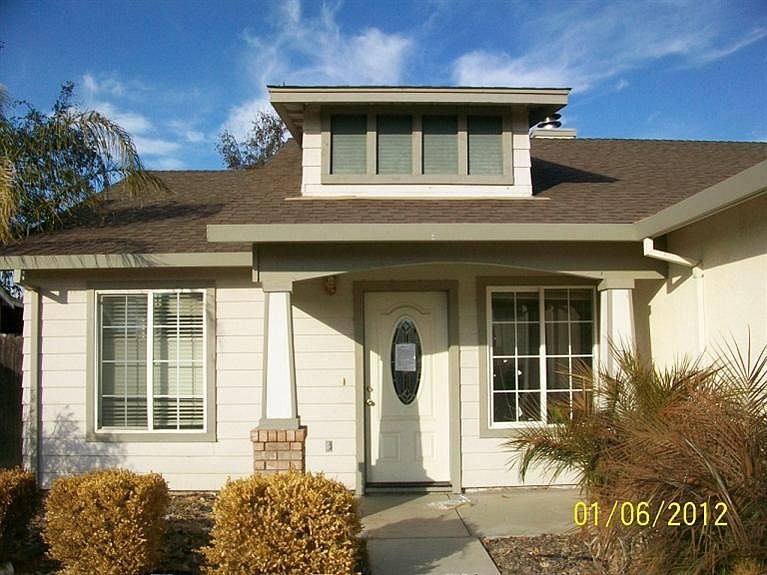 1st image of 16276 Summit Way